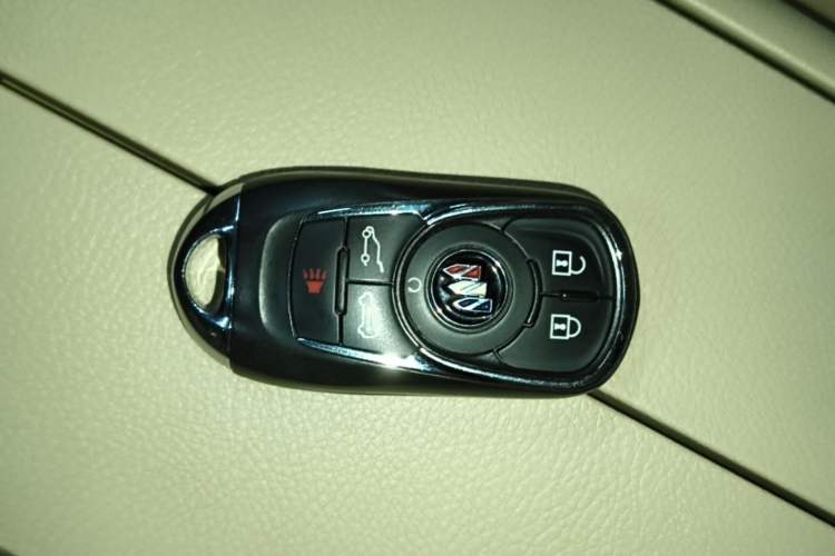 Used Buick GL8 2023 Land Executive Class Deluxe Model Vehicle Key