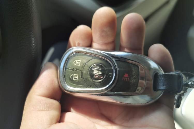 Used Buick GL8 2023 Land Executive Class Comfort Model Vehicle Key