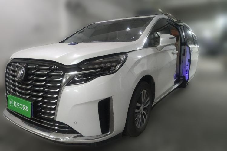 Used Buick GL8 2023 ES Lu Zun Deluxe and Yue Edition Guazi used car, China used car export, Used car for sale, Used cars, Cheapest cars for sale