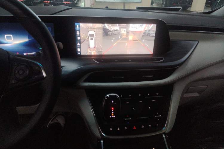Used Buick GL8 2023 ES Lu Zun Comfort Model Audio And AC Panel