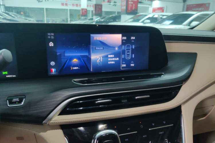 Used Buick GL8 2023 ES Lu Zun Deluxe Model Audio And AC Panel