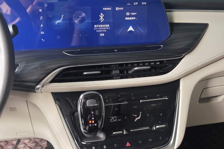 Used Buick GL8 2023 ES Lu Zun Comfort Model Audio And AC Panel