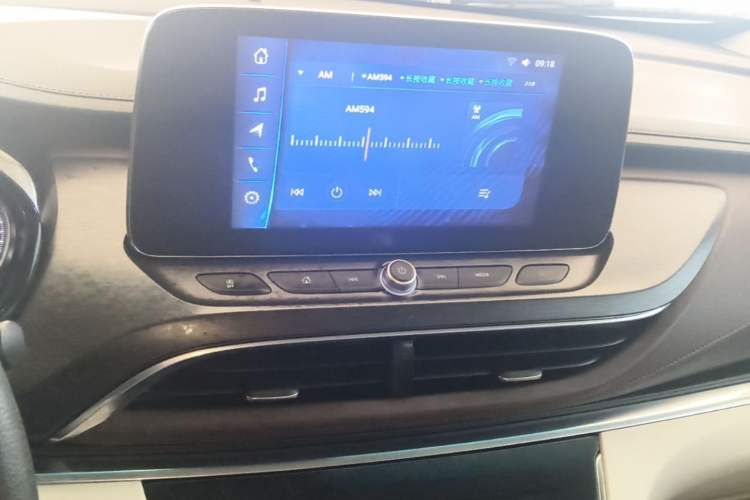 Used Buick GL8 2023 Land Executive Class Comfort Model Audio And AC Panel
