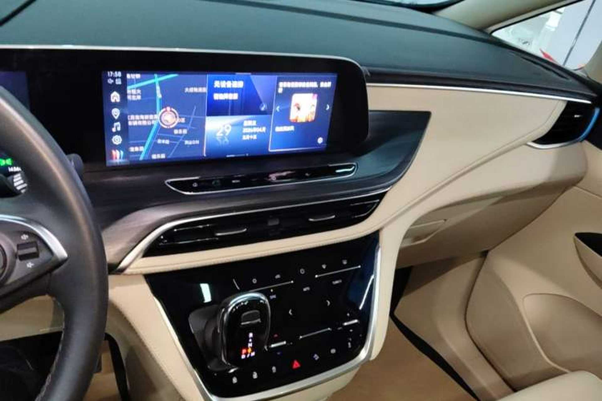 Used Buick GL8 2023 ES Lu Zun Deluxe Model Audio And AC Panel
