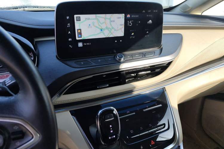 Used Buick GL8 2023 Land Executive Class Deluxe Model Audio And AC Panel