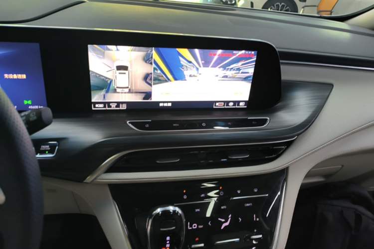 Used Buick GL8 2023 ES Lu Zun Comfort Model Audio And AC Panel