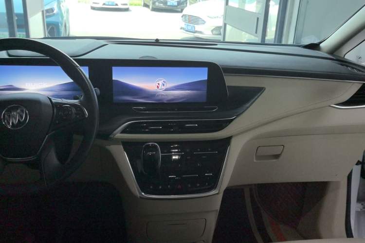 Used Buick GL8 2023 ES Lu Zun Deluxe Model Audio And AC Panel