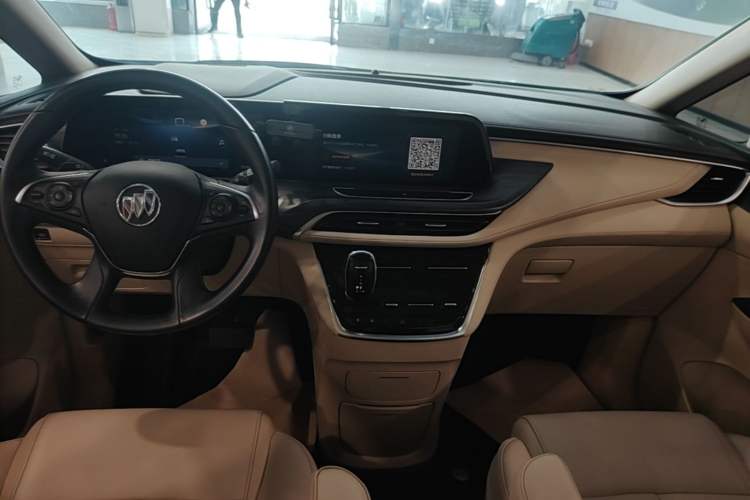 Used Buick GL8 2023 ES Lu Zun Deluxe Model Audio And AC Panel