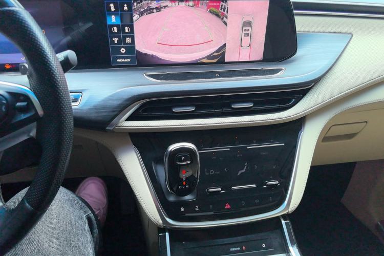 Used Buick GL8 2023 ES Lu Zun Deluxe Model Audio And AC Panel