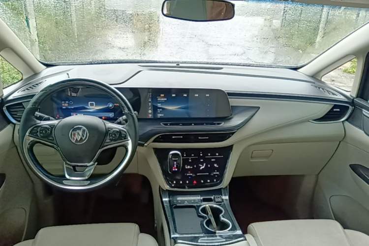 Used Buick GL8 2023 ES Lu Zun Comfort Model Center Console