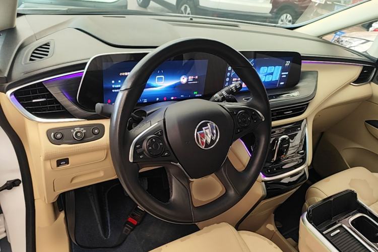 Used Buick GL8 2023 ES Lu Zun Luxury Edition and Yue Version Center Console