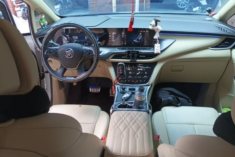 Used Buick GL8 2023 ES Lu Zun Deluxe Model Center Console