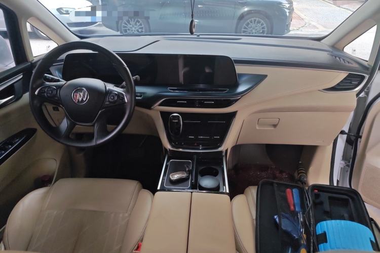 Used Buick GL8 2023 ES Lu Zun Luxury Model Center Console