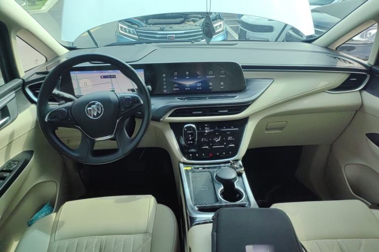 Used Buick GL8 2023 ES Lu Zun Luxury Model Center Console