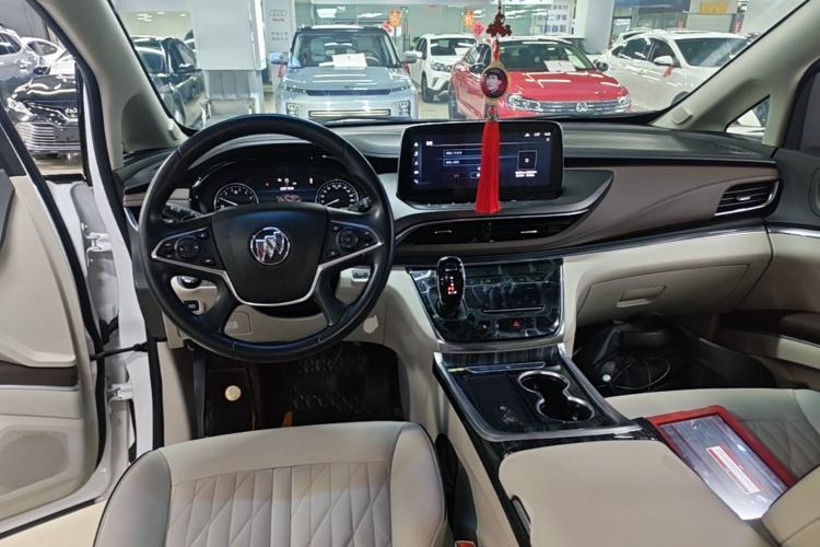 Used Buick GL8 2023 Land Executive Class 652T Luxury Model Center Console