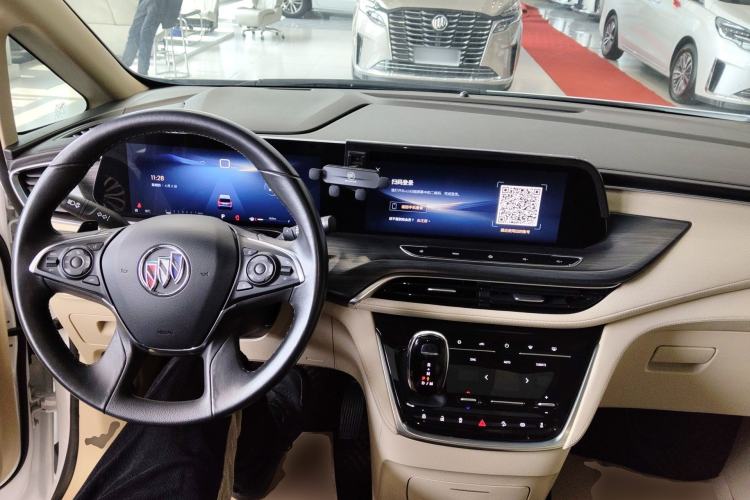 Used Buick GL8 2023 ES Lu Zun Deluxe Model Center Console