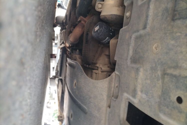 Used Buick GL8 2023 ES Lu Zun Deluxe and Yue Edition Chassis Front