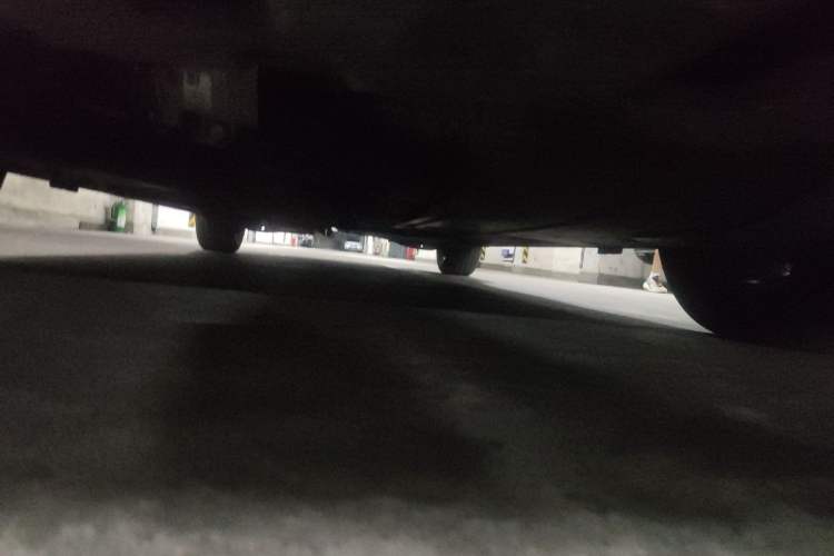 Used Buick GL8 2023 ES Lu Zun Deluxe and Yue Edition Chassis Front