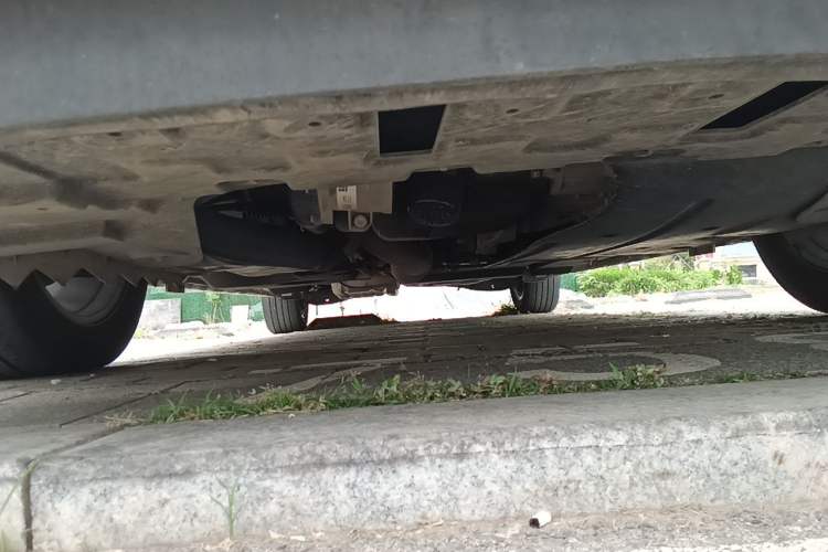 Used Buick GL8 2023 ES Lu Zun Luxury Model Chassis Front