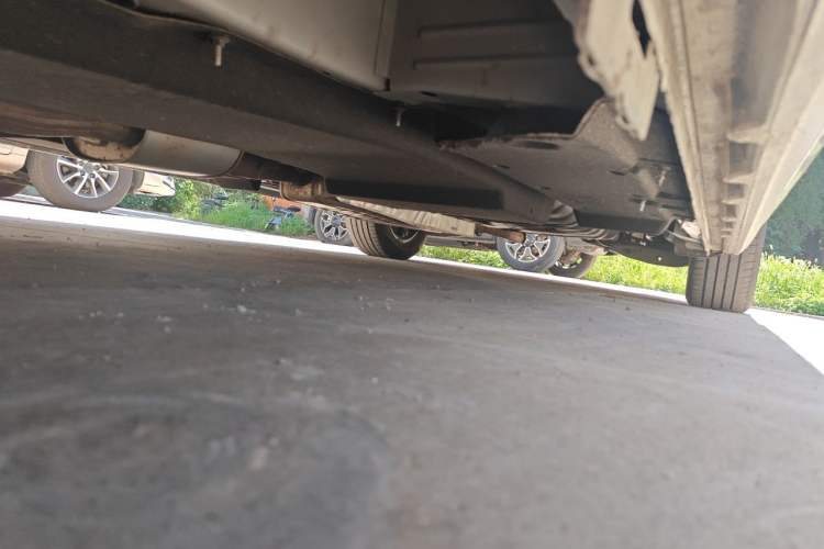 Used Buick GL8 2023 ES Lu Zun Comfort Model Chassis Front Left