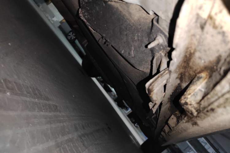 Used Buick GL8 2023 ES Lu Zun Deluxe Model Chassis Front Left
