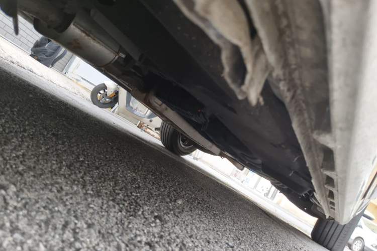 Used Buick GL8 2023 ES Lu Zun Deluxe Model Chassis Front Left