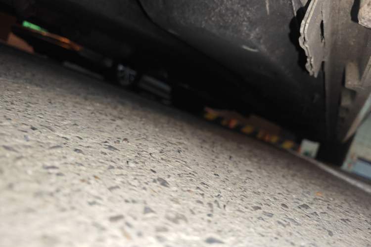 Used Buick GL8 2023 ES Lu Zun Deluxe Model Chassis Front Left