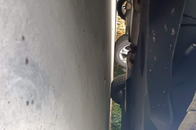 Used Buick GL8 2023 Facelifted Land Cruiser Executive Luxury Version Chassis Front Left