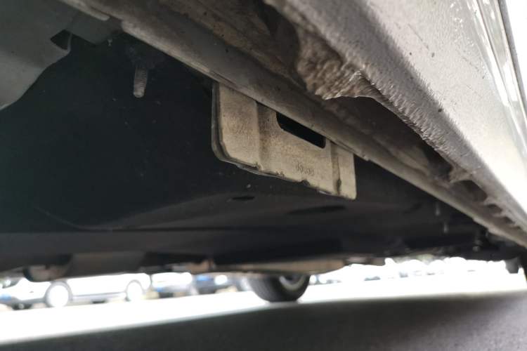 Used Buick GL8 2023 ES Lu Zun Luxury Model Chassis Front Left