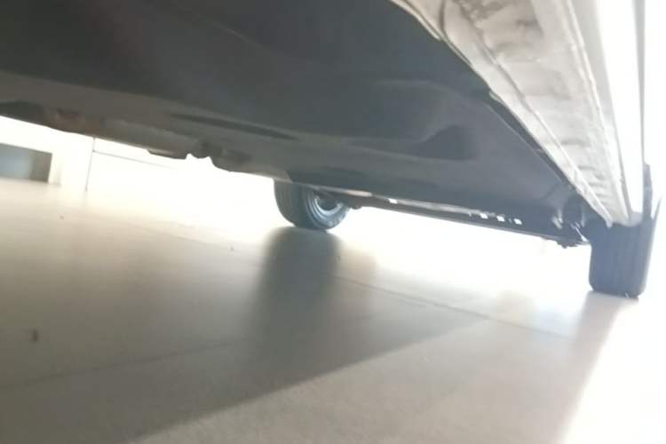 Used Buick GL8 2023 Land Executive Class Comfort Model Chassis Front Left