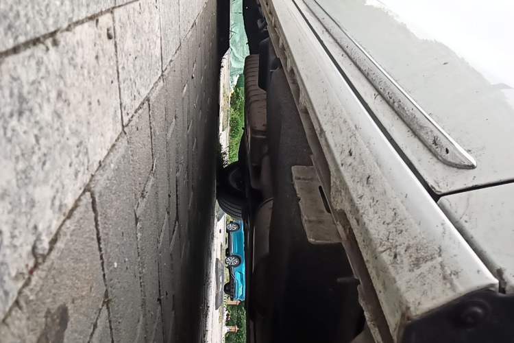 Used Buick GL8 2023 ES Lu Zun Luxury Model Chassis Front Right