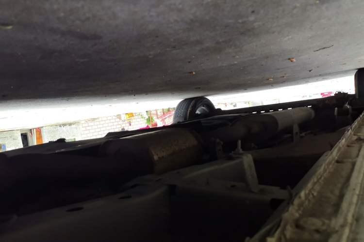 Used Buick GL8 2023 Land Executive Class Comfort Model Chassis Front Right