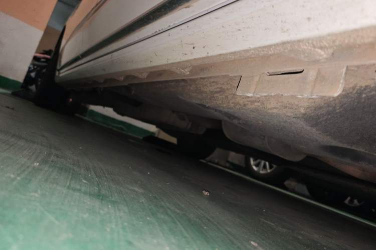 Used Buick GL8 2023 ES Lu Zun Comfort Model Chassis Front Right