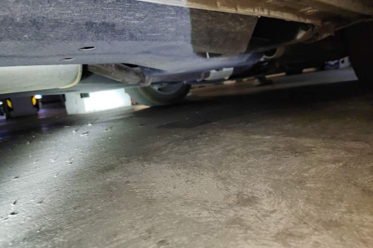 Used Buick GL8 2023 Land Executive Class Smart Enjoyment Model Chassis Front Right