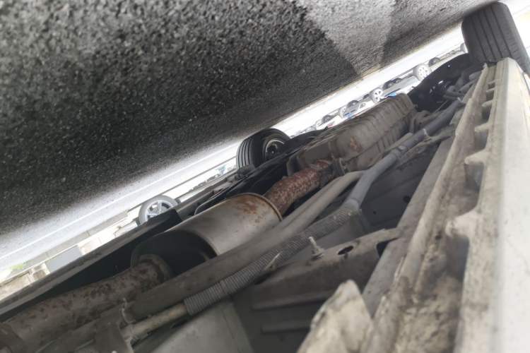 Used Buick GL8 2023 ES Lu Zun Deluxe Model Chassis Front Right