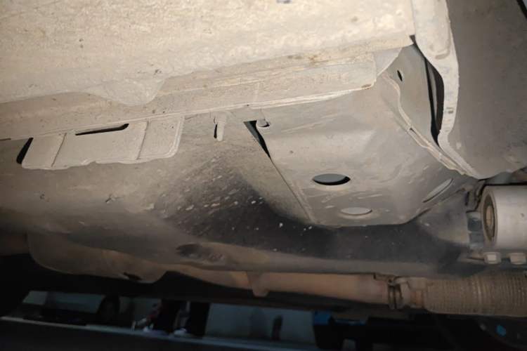 Used Buick GL8 2023 ES Lu Zun Deluxe Model Chassis Front Right