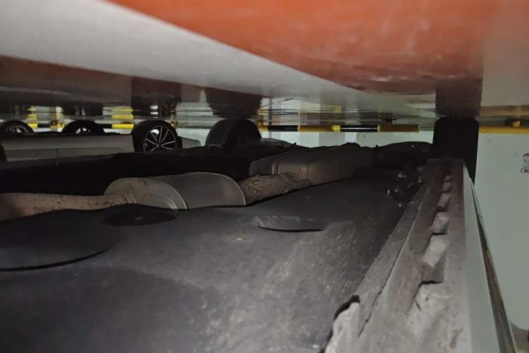 Used Buick GL8 2023 ES Lu Zun Deluxe Model Chassis Front Right