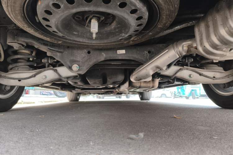 Used Buick GL8 2023 ES Lu Zun Flagship Model Chassis Rear