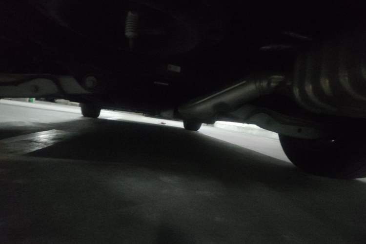 Used Buick GL8 2023 ES Lu Zun Deluxe and Yue Edition Chassis Rear