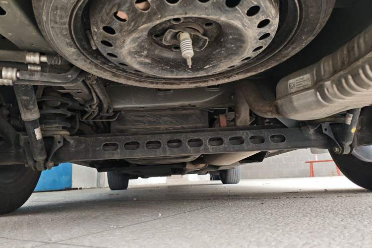 Used Buick GL8 2023 Facelifted Land Cruiser Executive Luxury Version Chassis Rear