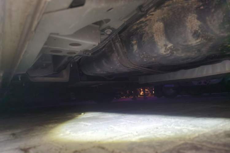 Used Buick GL8 2023 ES Lu Zun Deluxe Model Chassis Rear Left