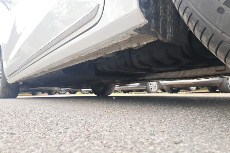 Used Buick GL8 2023 ES Lu Zun Luxury Model Chassis Rear Left