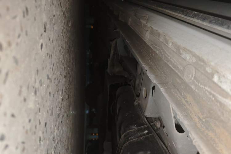 Used Buick GL8 2023 ES Lu Zun Comfort Model Chassis Rear Left