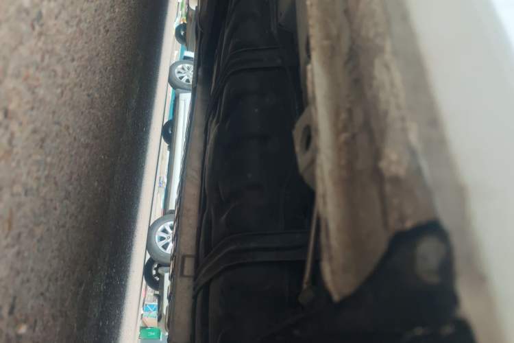Used Buick GL8 2023 ES Lu Zun Comfort Model Chassis Rear Left
