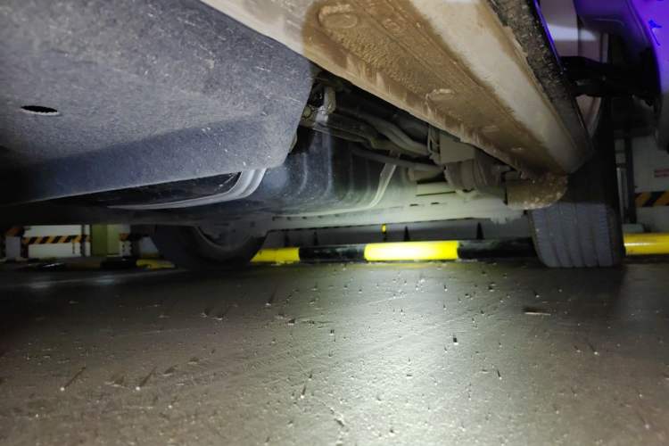 Used Buick GL8 2023 Land Executive Class Smart Enjoyment Model Chassis Rear Left