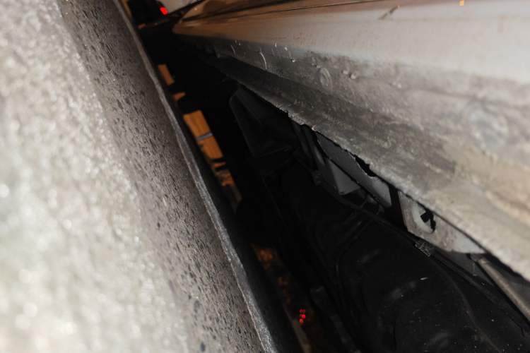 Used Buick GL8 2023 ES Lu Zun Deluxe Model Chassis Rear Left