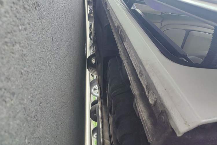 Used Buick GL8 2023 ES Lu Zun Luxury Model Chassis Rear Left