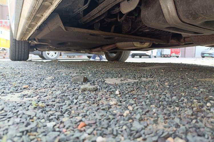 Used Buick GL8 2023 Land Executive Class Comfort Model Chassis Rear Left