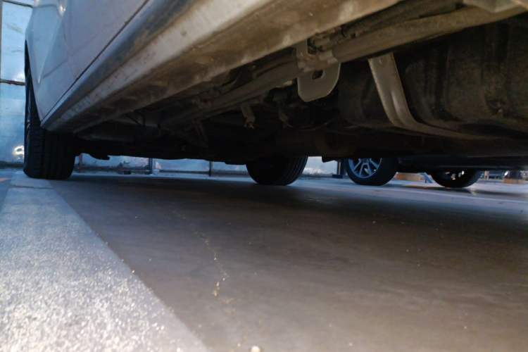 Used Buick GL8 2023 Land Executive Class 652T Luxury Model Chassis Rear Left