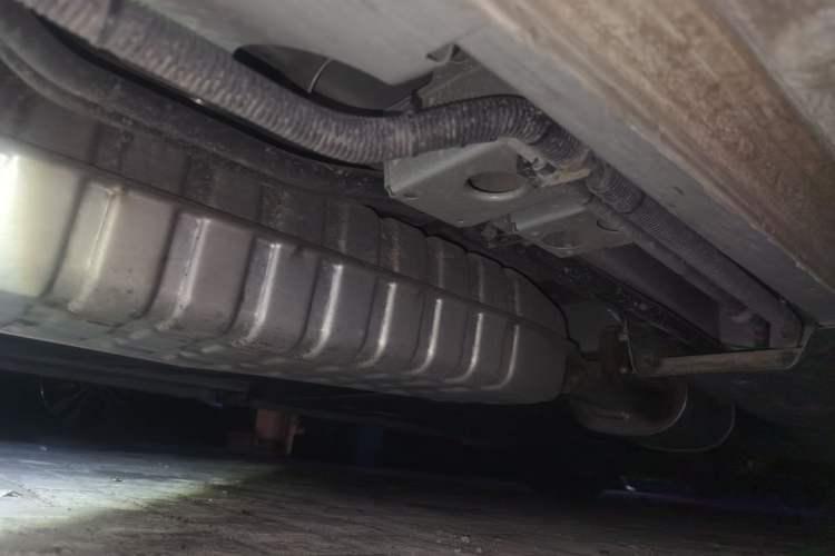 Used Buick GL8 2023 ES Lu Zun Deluxe Model Chassis Rear Right